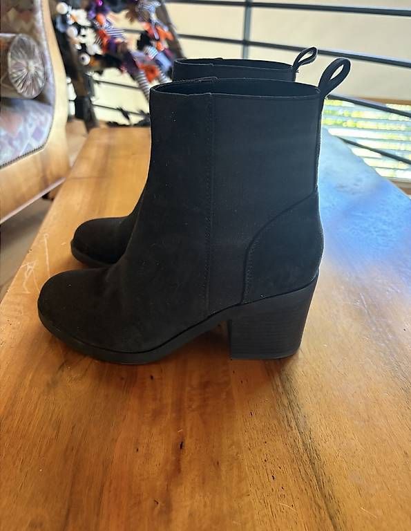 Damenschuhe: Bottines noires à talon bloc – Gebraucht aus Chamoson von ccarruzzo 3