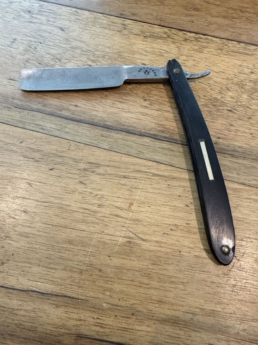 Rasoirs & Lames de rasage: Freimaurer Rasiermesser – D'occasion à Balterswil par tadagmarsan