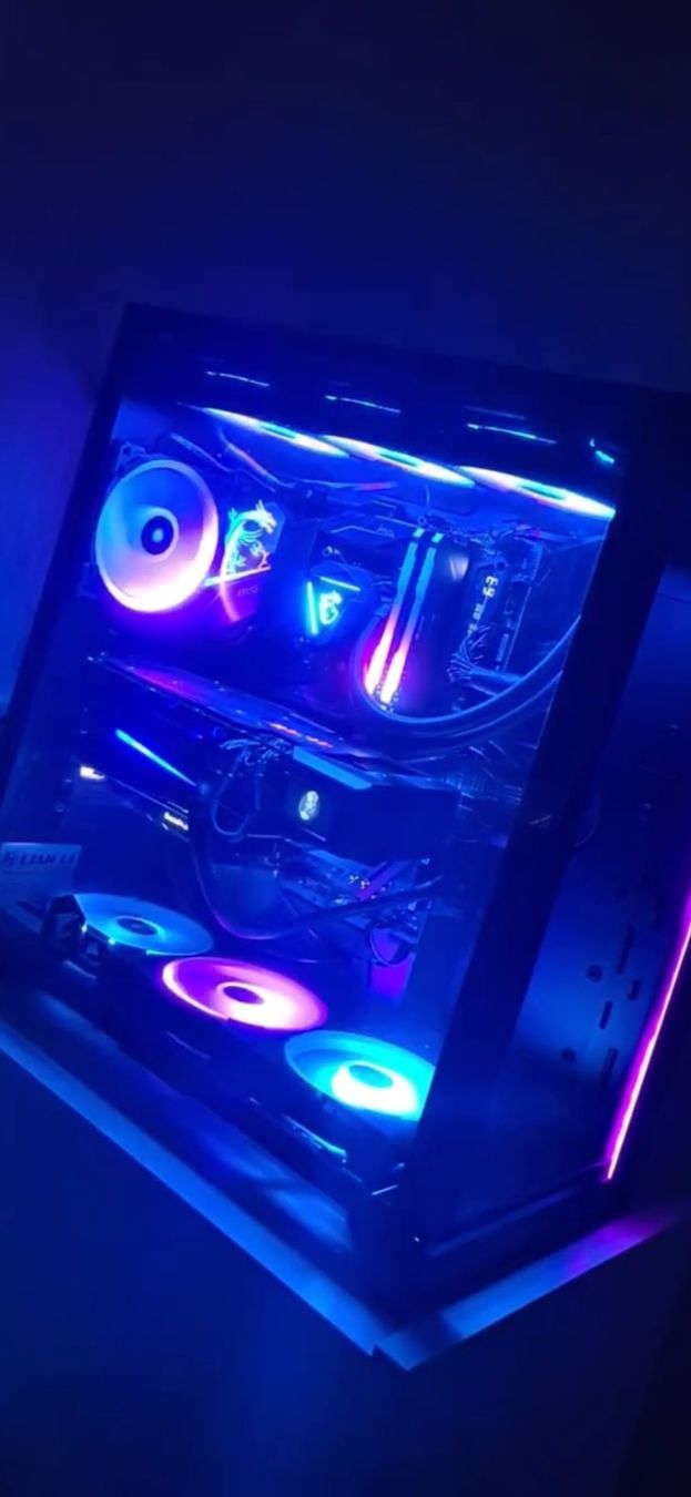 MSI PCs: High End Gaming PC - Top Zustand – Gebraucht aus Arnegg von PascalHelfenberger