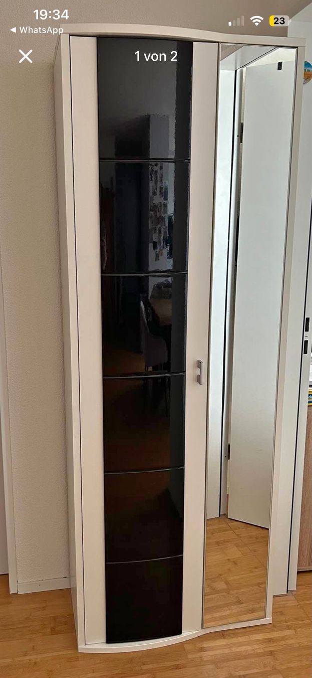 Schränke: Spiegelschrank – Gebraucht aus Wetzikon ZH von val_g8c6