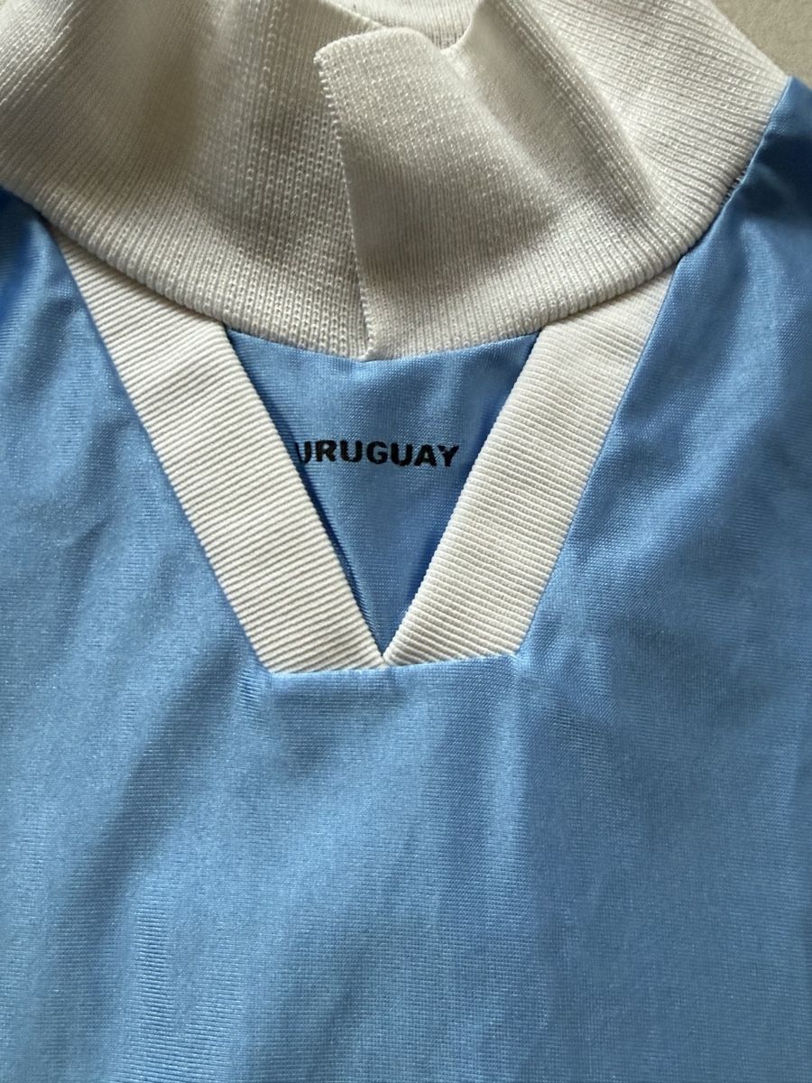 Canottiere & Pantaloni: Maillot Uruguay N°10, Taille M - – Usato da La Chaux-de-Fonds venduto da Chacha99 2