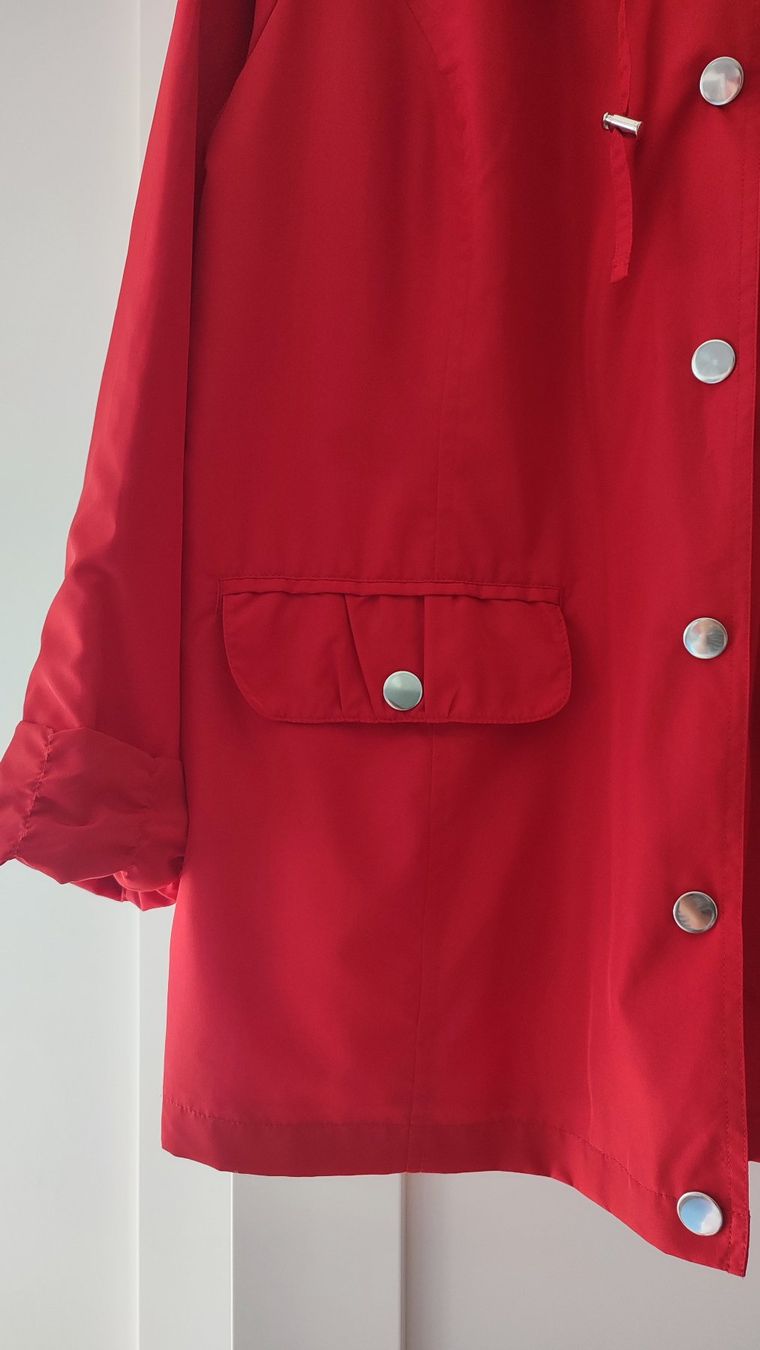 Vestes: Leichte Uebergangsjacke, rot, Gr 48 – Neuf (Voir description) à Winterthur par Priscatg 1