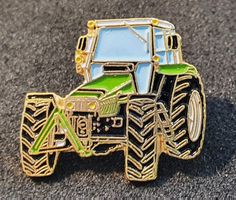 106 - Pin Landmaschine Traktor Treker: Deutz?
