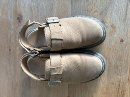 Dr. Martens Sandalen beige