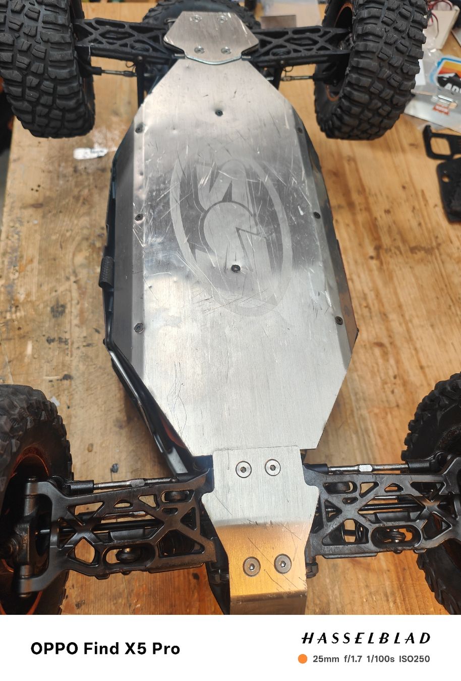 Losi Modellismo RC: Lasernut 1:8 von Losi – Usato da Sachseln venduto da Vultur70 4