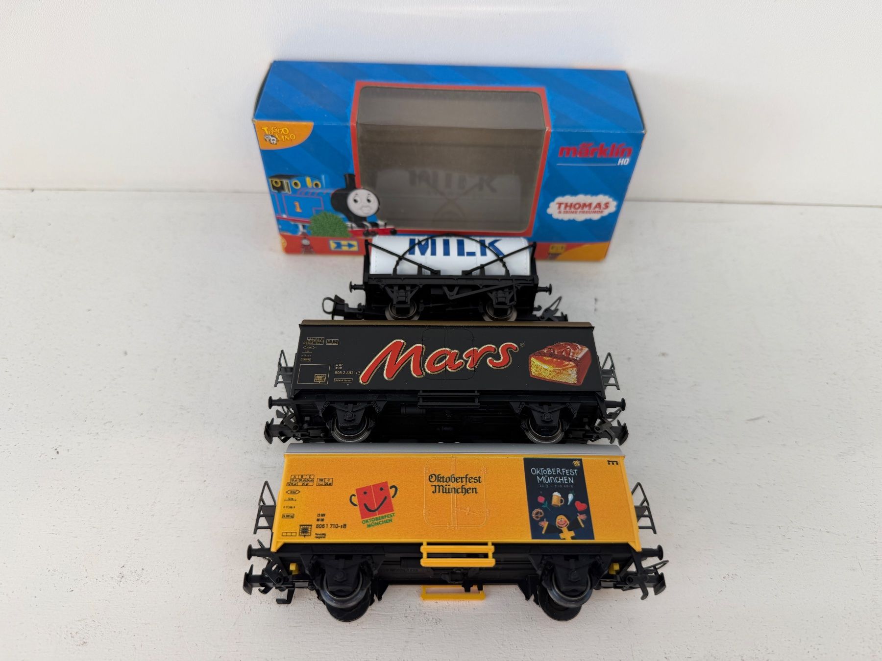 Märklin Modellini di ferrovie: Märklin 3er Set 44188 + 4415 Güterwagen der DB – Usato da Büsserach venduto da ModellbahnDepot