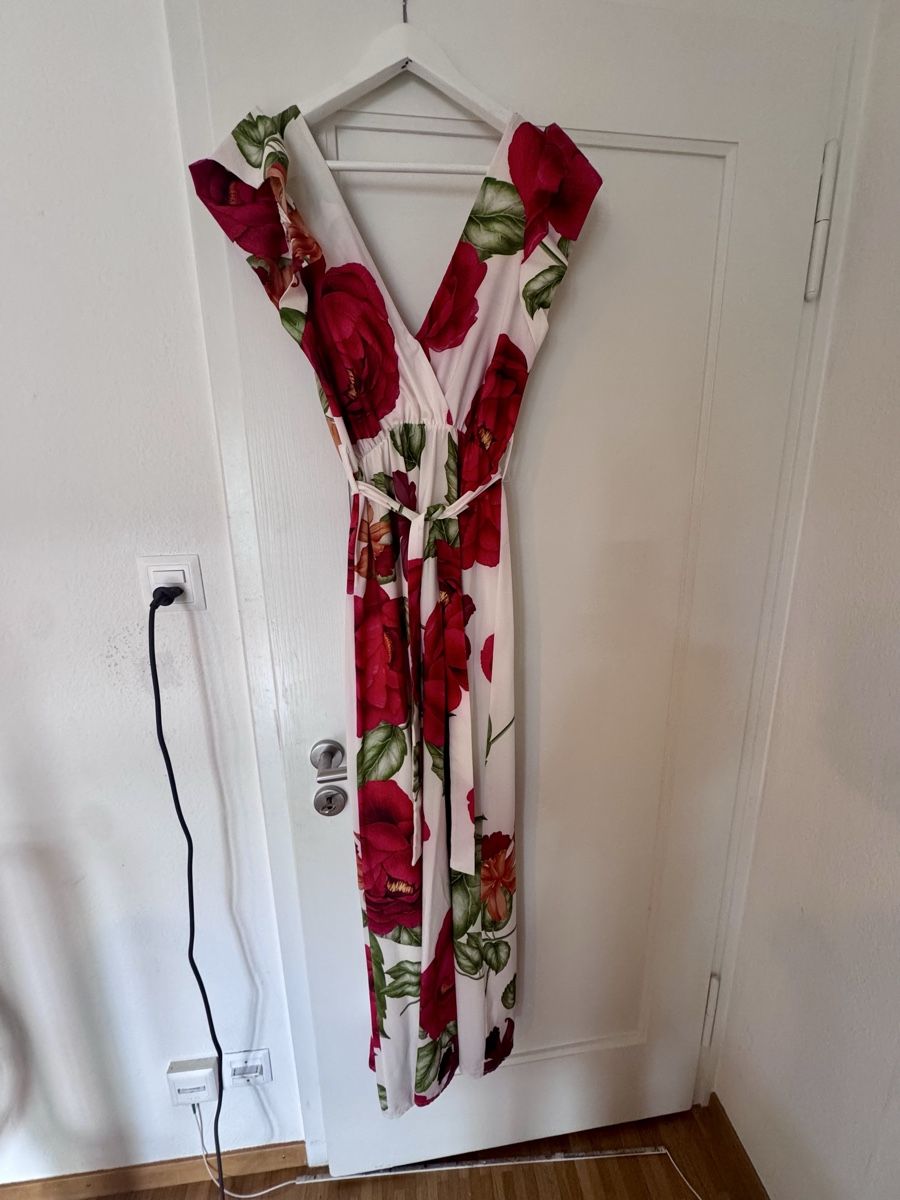 Vestiti: Kleid Blumenmuster Grösse M/L neuwertig – Usato da Lenzburg venduto da NikolinaM 1
