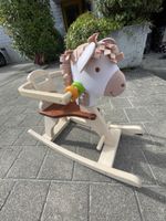Schaukelpferd aus Holz, für kleine Reiter!
