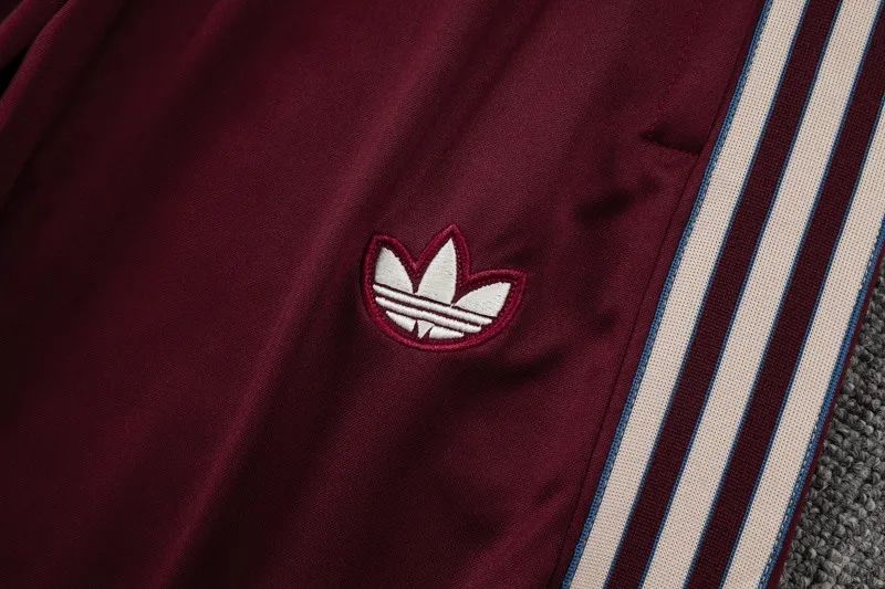Adidas Anzüge, Sport- & Funktionsanzüge: Ensemble Training Ajax taille L – Neu (gemäss Beschreibung) aus Réchy von S67Zam 1