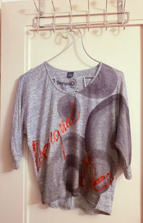 • Guess Pullover •