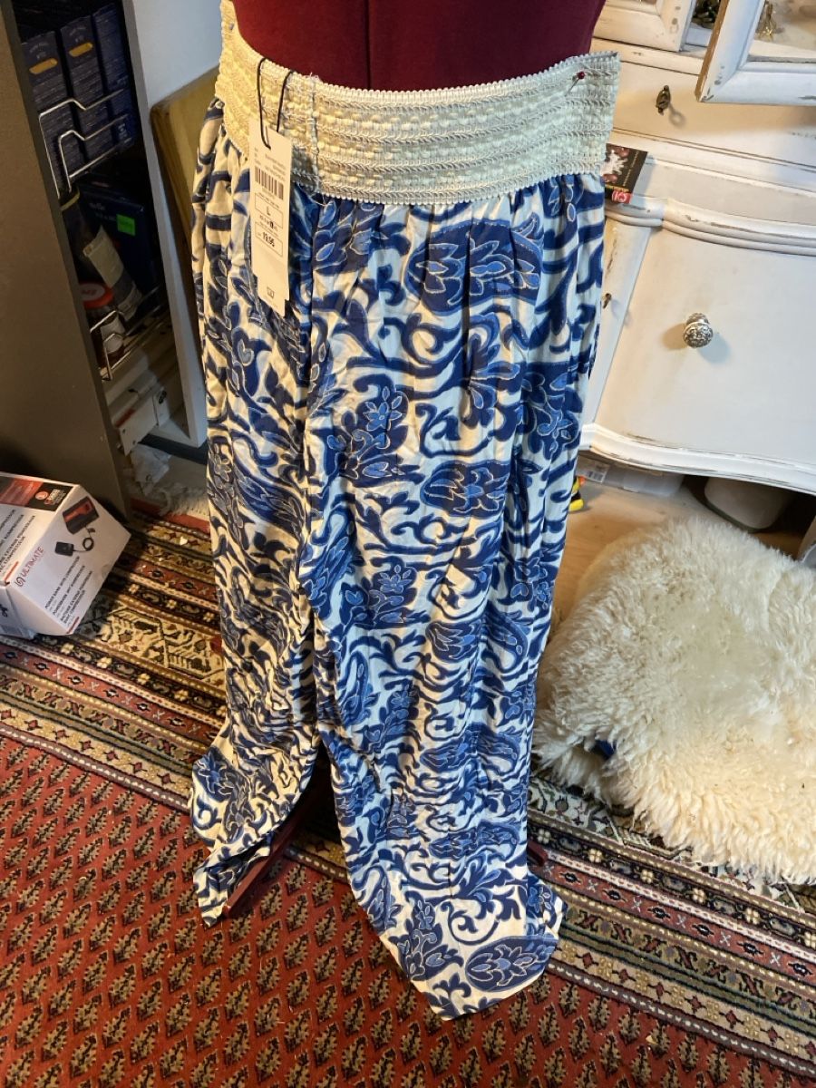 Hosen: Sommerhose – Neu und originalverpackt aus zürich von vivti63 1