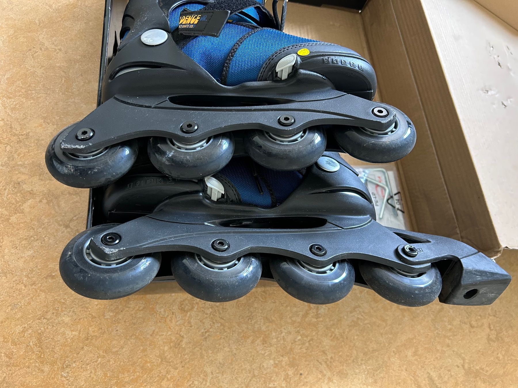 Pattini in linea & Pattini a rotelle: Verstellbare Inlineskates 32-37 – Usato da Greifensee venduto da Kgao 1
