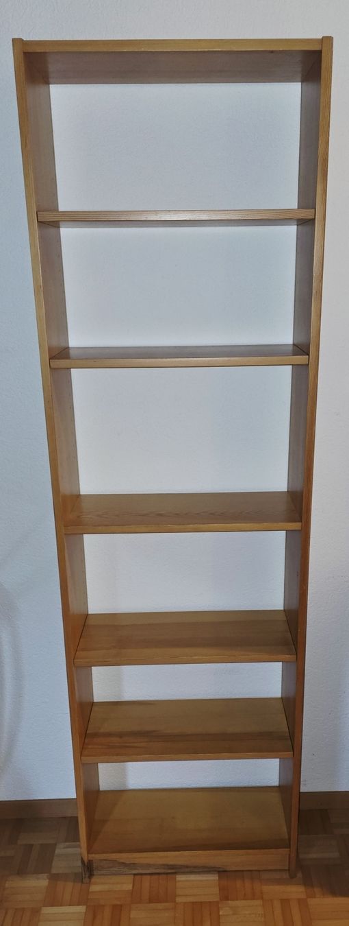 Regale: Bücherregal Massivholz - Billy IKEA – Neu (gemäss Beschreibung) aus Zug von CH-Flohmarkt