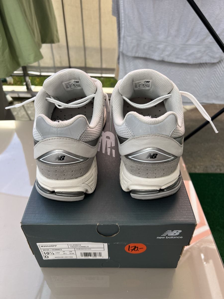 New Balance Herrenschuhe: New balance 2002R – Gebraucht aus Lausanne von luciano_RIC1 4