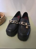Loafer Tommy Hilfiger schwarz mit Kette Grösse 37 ungetragen