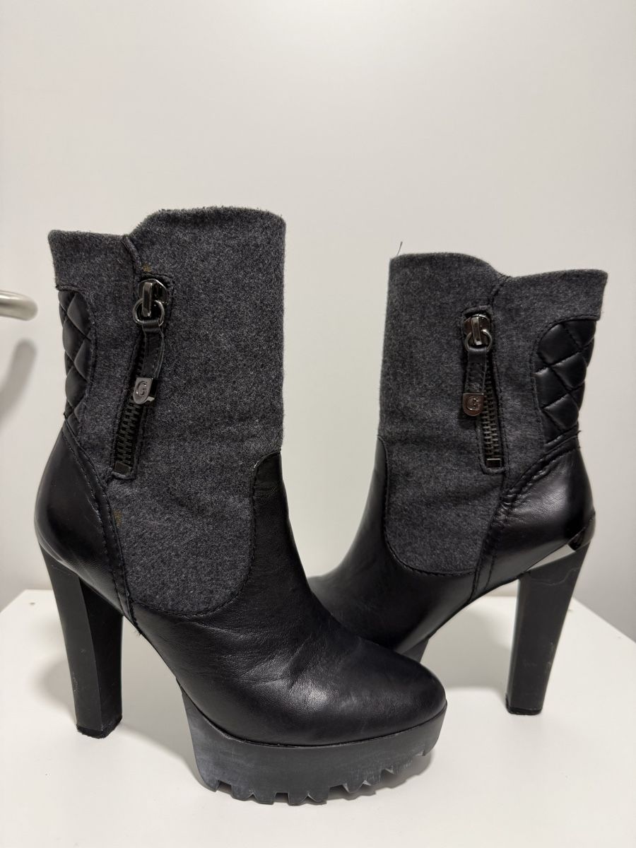 Scarpe da donna: GUESS Stiefeletten Plateau Stiefeletten – Usato da Buchs ZH venduto da KittyInStyle 2