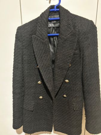 Zara Boucle Blazer mit goldige Knöpfe gr xs