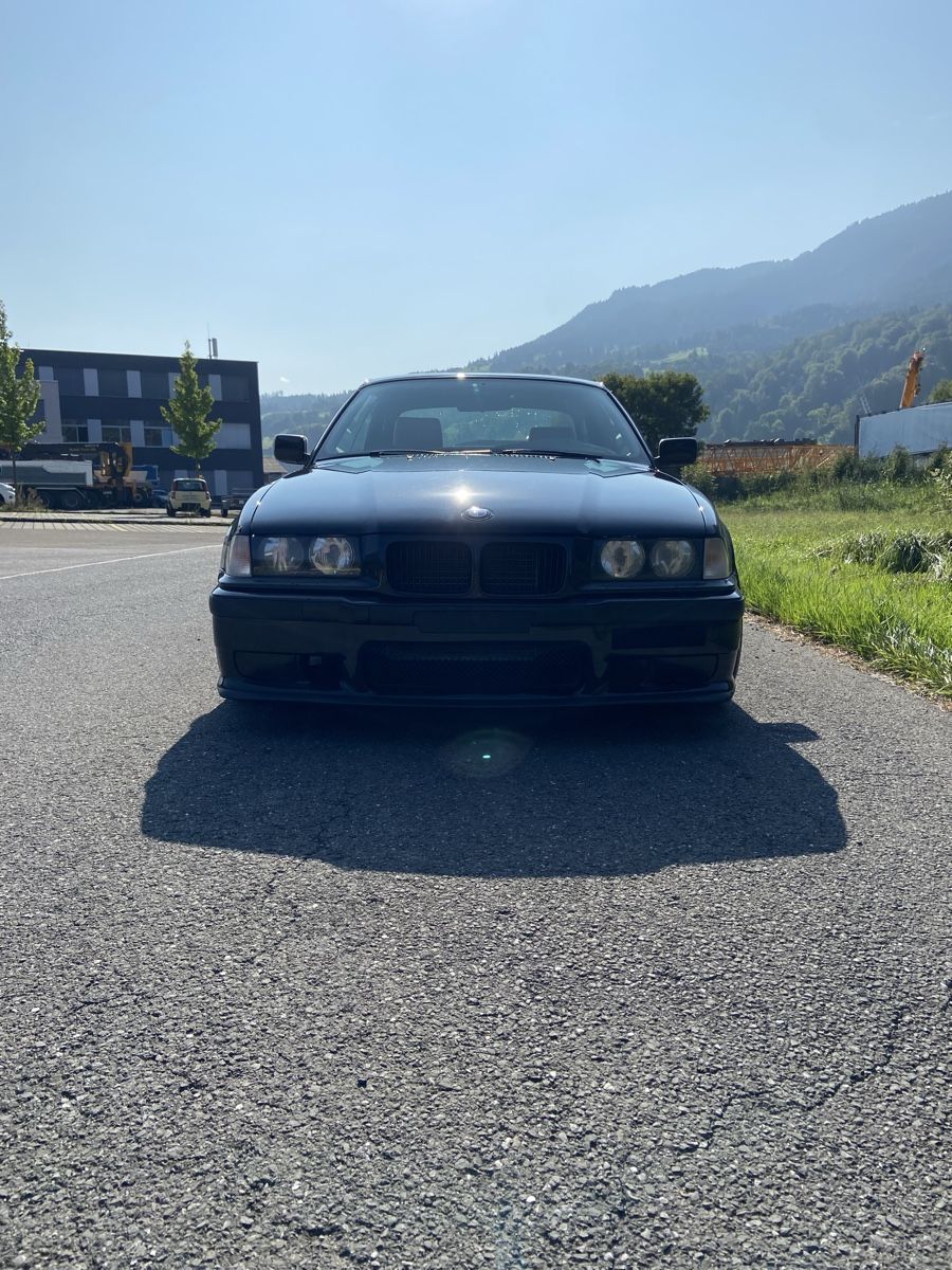 BMW Autos: BMW E36 320i Cabrio – Gebraucht aus sarnen von fntic 1