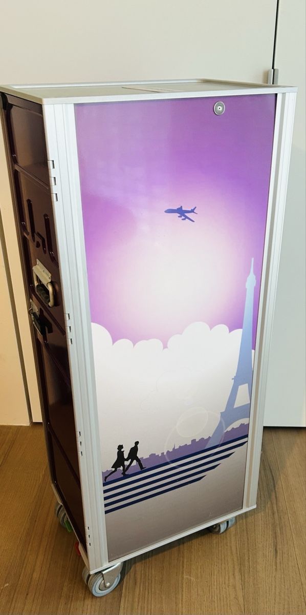Swissair Autres aviation: Swiss Air Trolley – D'occasion à Zumikon par Cats19 2