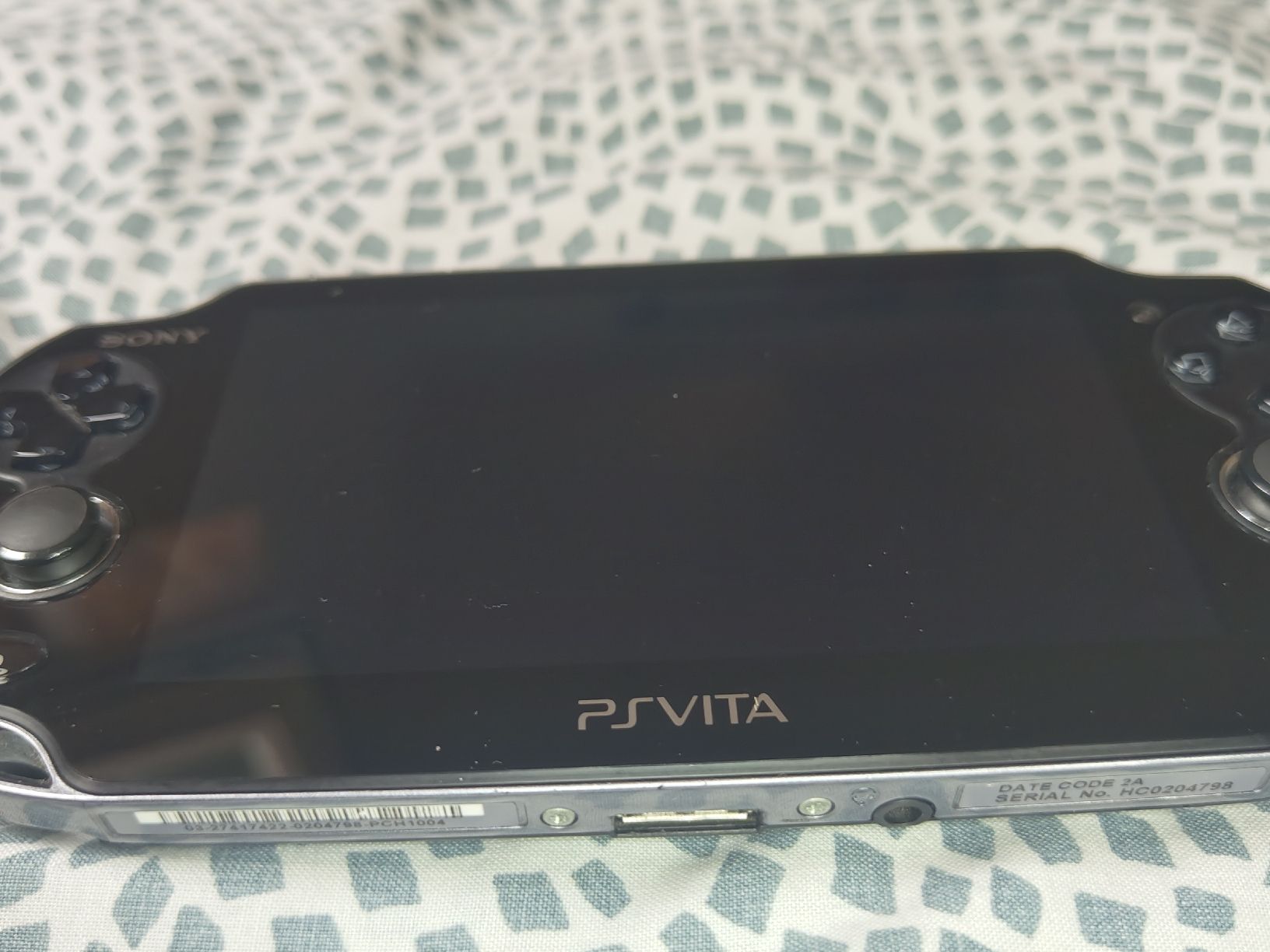 Sony Console: Sony PlayStation PSVita OLED PCH-1004 handheld console  – Usato da Glattbrugg venduto da har_jgc7 4