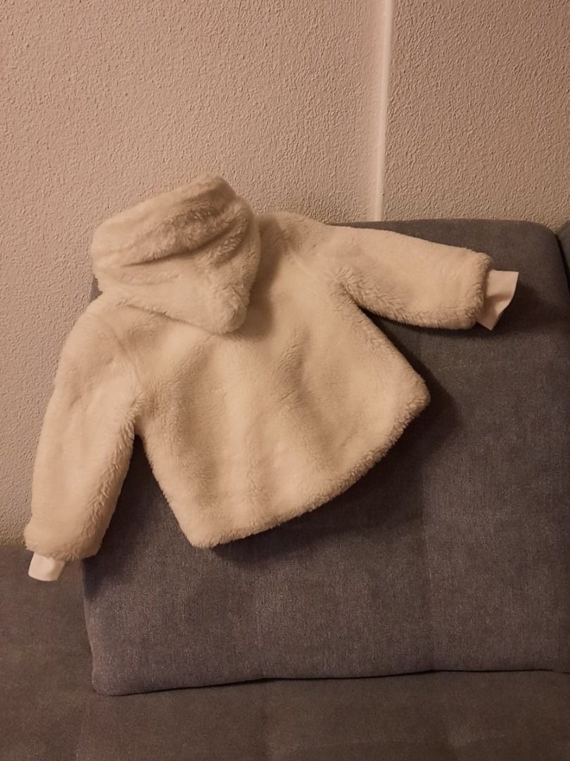 Vestes & Manteaux: Weisse Winterjacke Mädchen Gr. 86 – D'occasion à Emmen par whytekc 1