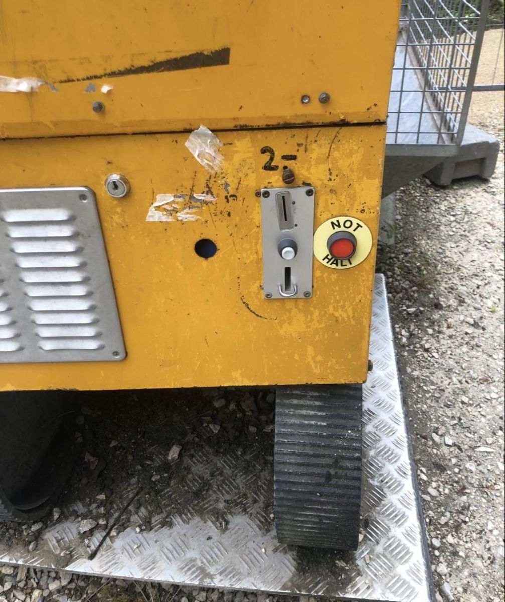 Escavatori: Spielzeug-Bagger Hydraulisch – Difettoso da Lotzwil venduto da seatseat 4