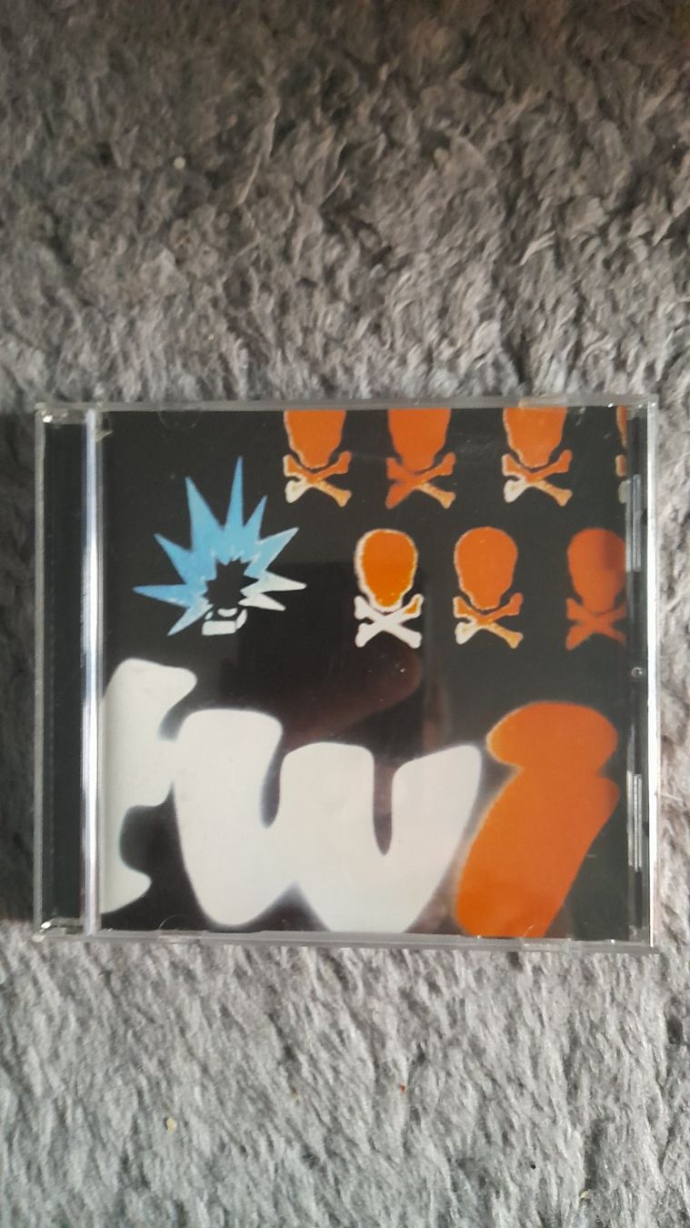 CD: V-TWIN    THE BLUES IS A MINEFELD CD – Usato da Wetzikon ZH venduto da Ramones01