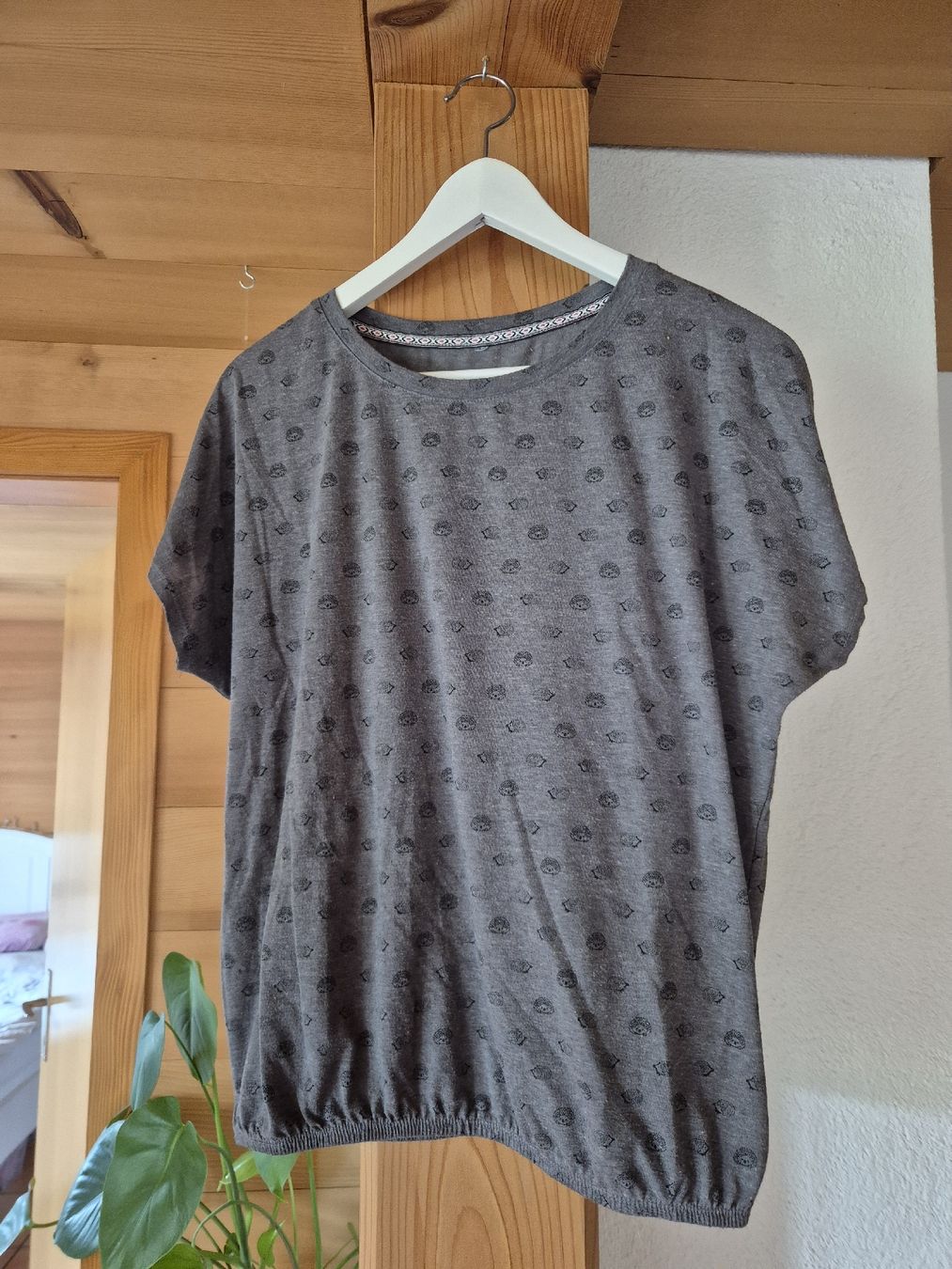 Lotti di vestiti: Kleiderpaket 6 Oberteile S/M/L – Usato da Wynigen venduto da La_Talpa 2
