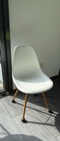 Chaise Vitra blanche