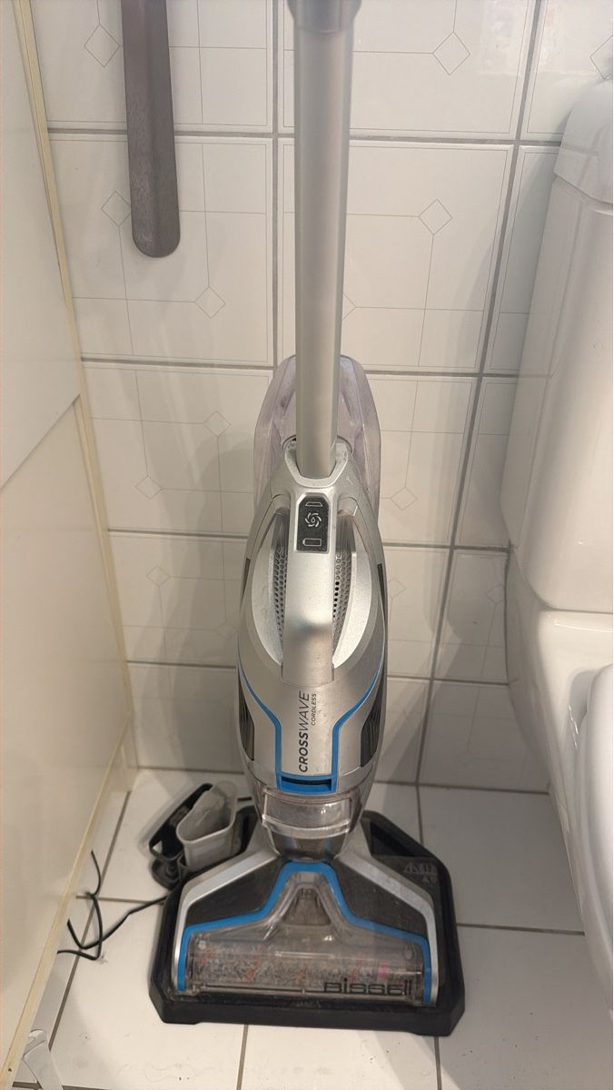 Bissell Pulitori a vapore: Bissell Crosswave Cordless – Usato da Ottenbach venduto da madsurgeon