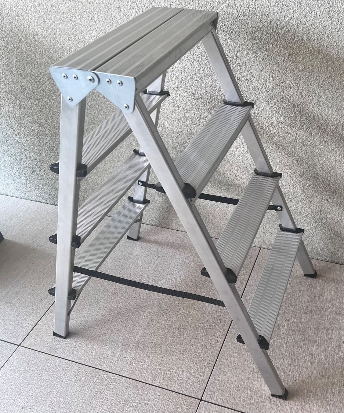 Leitern: Bockleiter 2 x 4 Stufen – Gebraucht aus Münchenbuchsee von Volver64 1