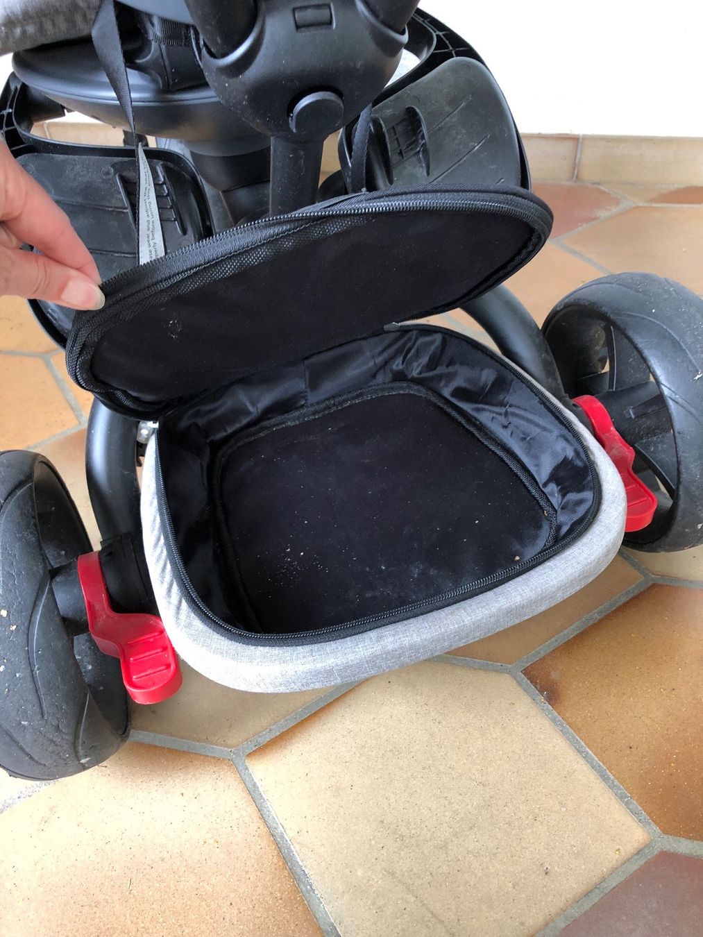Fahrzeuge für Kinder: Dreirad-Velo mit Haltegriff QPLAY – Gebraucht aus Russikon von  4