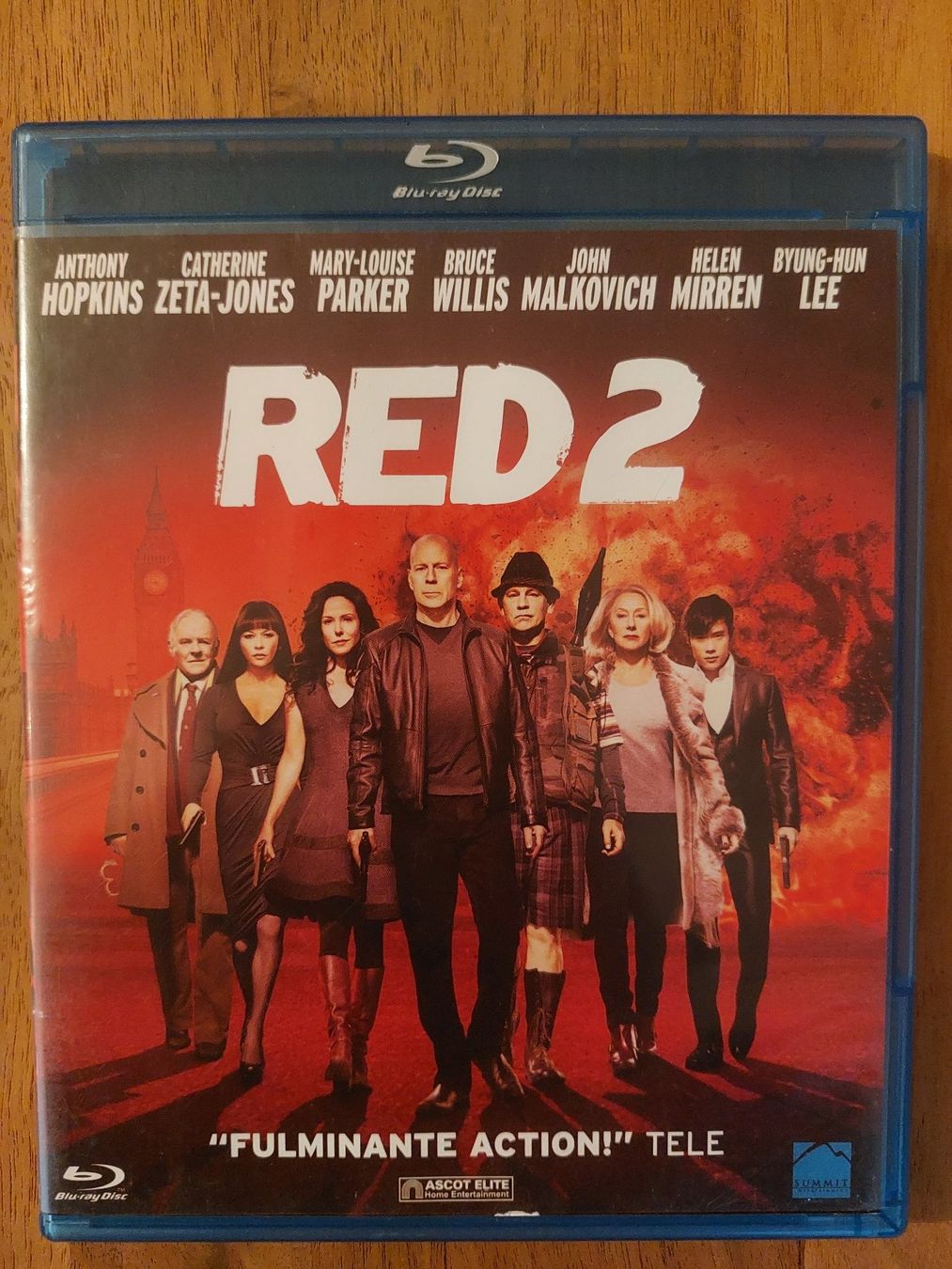 Tous les DVDs: Blu Ray - RED 2 – D'occasion à Rheinfelden par Onyx74