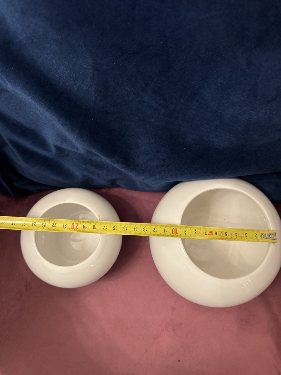 Blumentöpfe: Blumentopf 2 Stück – Gebraucht aus Zürich von Privat4444 5