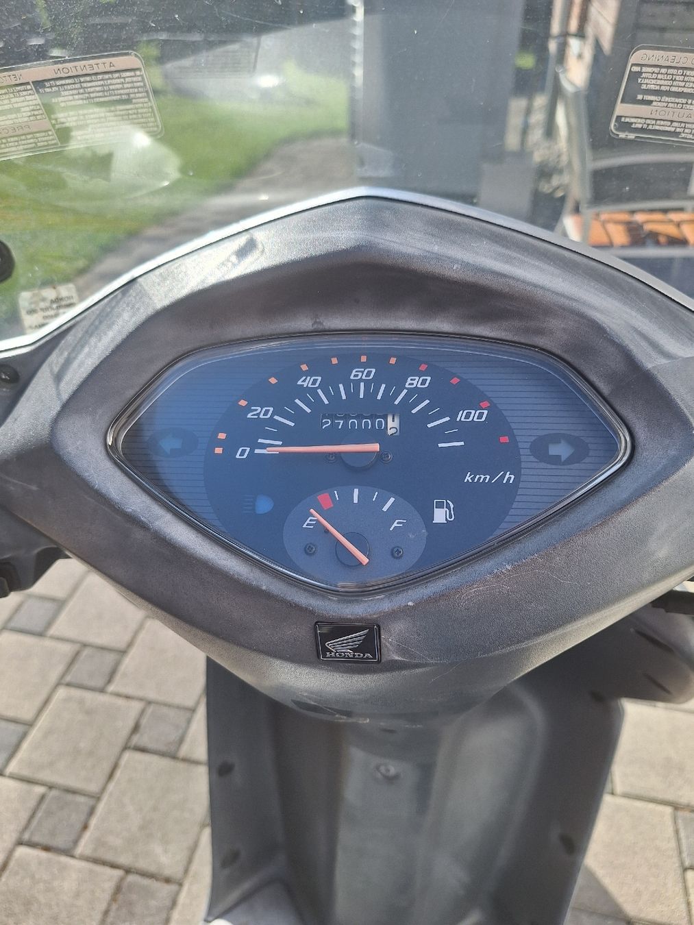 Honda Scooter: Honda SCV Lead 100 – Usato da Gümligen venduto da mel_j9p9 2