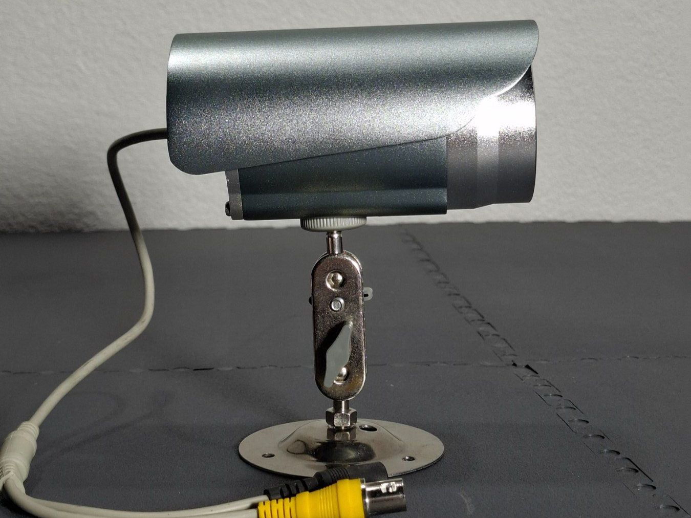 Alarmanlagen: Caméra de surveillance CCD S-4088C – Gebraucht aus Villars-Ste-Croix von pau_8fls 2