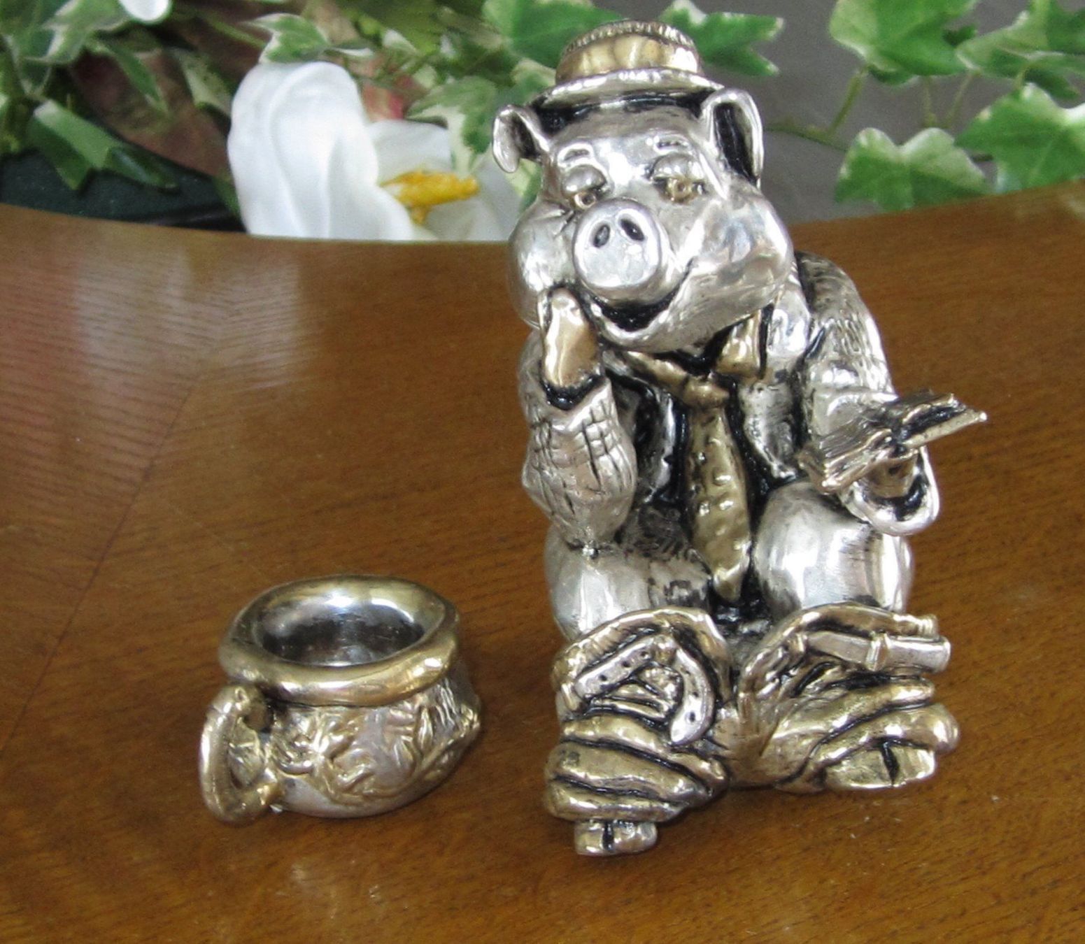 Skulpturen & Statuen: Skulptur Säuli auf Topf 925 Silber + Blattgold – Neu (gemäss Beschreibung) aus Eschenbach von Alicekunst 2