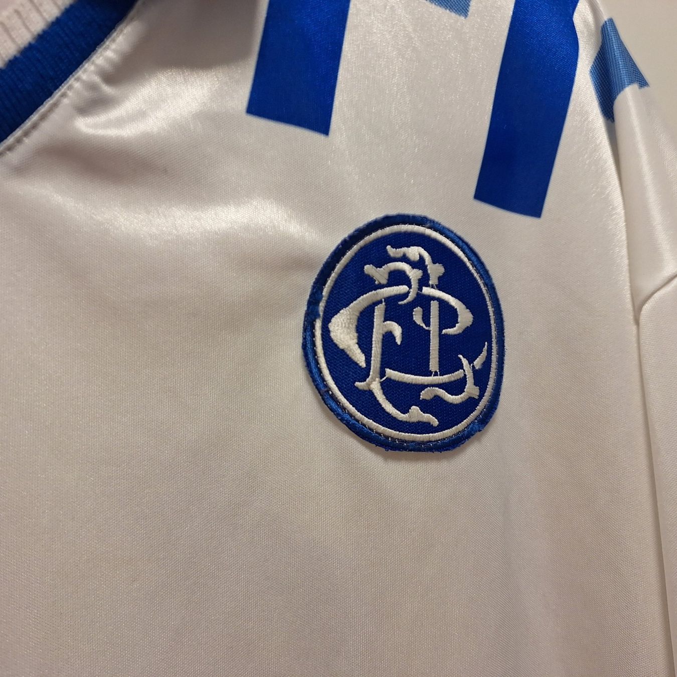 Leibchen & Hosen: Errea Locarno Calcio Matchworn XXL – Gebraucht aus Bellinzona von LA-ropa-de-Juan 3