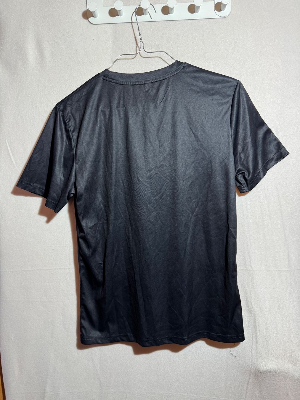 T-shirt: Leichtes Shirt Gr. M – Usato da Grosswangen venduto da SALE_SALE_SALE 5