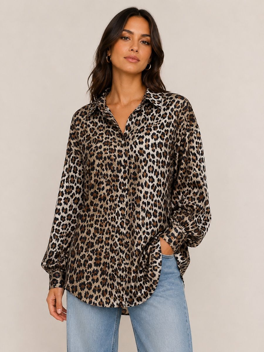 Zara Blusen: Zara patterned blouse in a leopard print Size M Oversize – Gebraucht aus Zürich von cha_jz8q