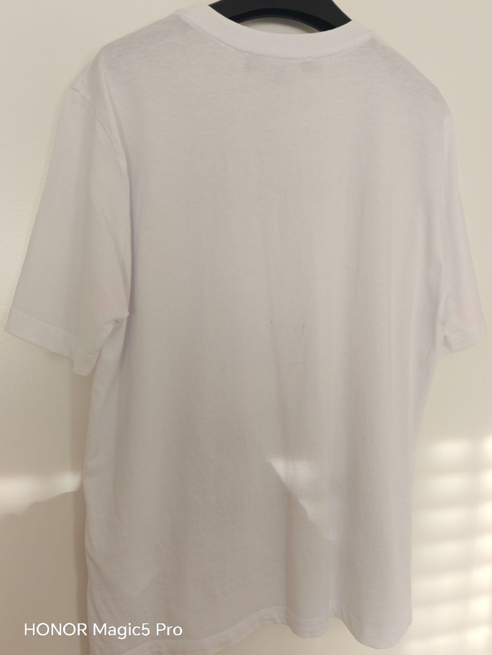 Moschino T-shirt: T-shirt – Nuovo (secondo la descrizione) da Birsfelden venduto da mar_8957 3