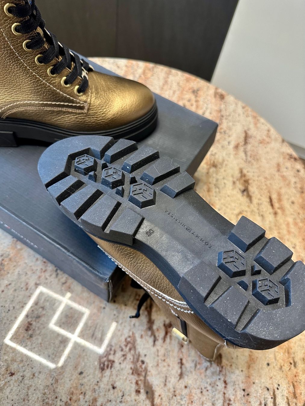 Tommy Hilfiger Scarpe da donna: Schnürstiefel TOMMY HILFIGER – Nuovo e nell'imballaggio originale da Spreitenbach venduto da Jessy8 2