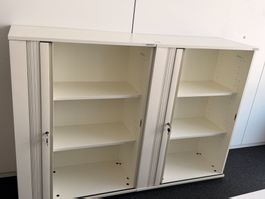 2 Tradingzone Schiebetürschränke (Lot 31) 8304 Wallisellen