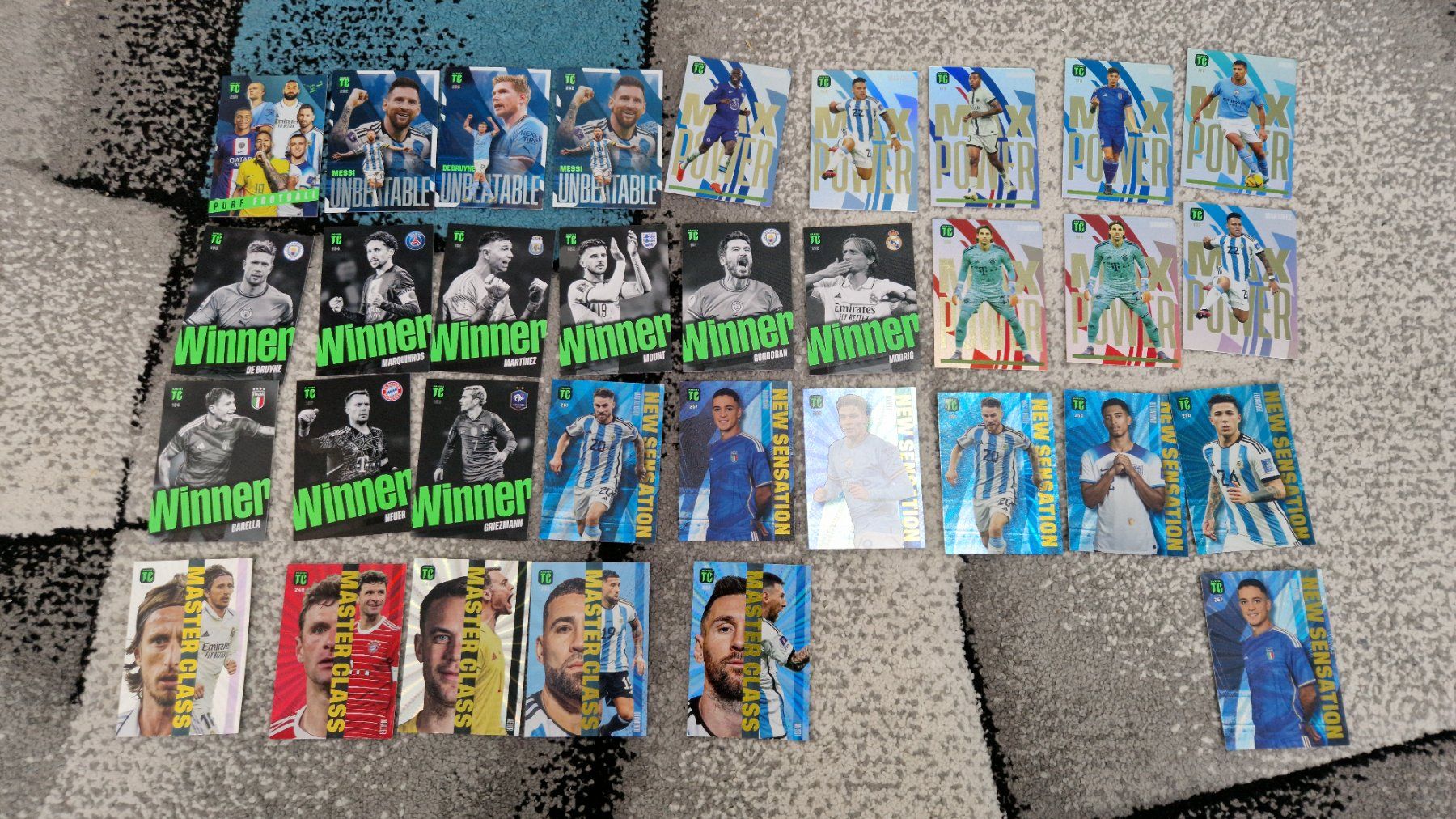 Album: Topps Top Class Karten 128 Karten mit 65 Special + Box – Usato da arbon venduto da IMRI2020