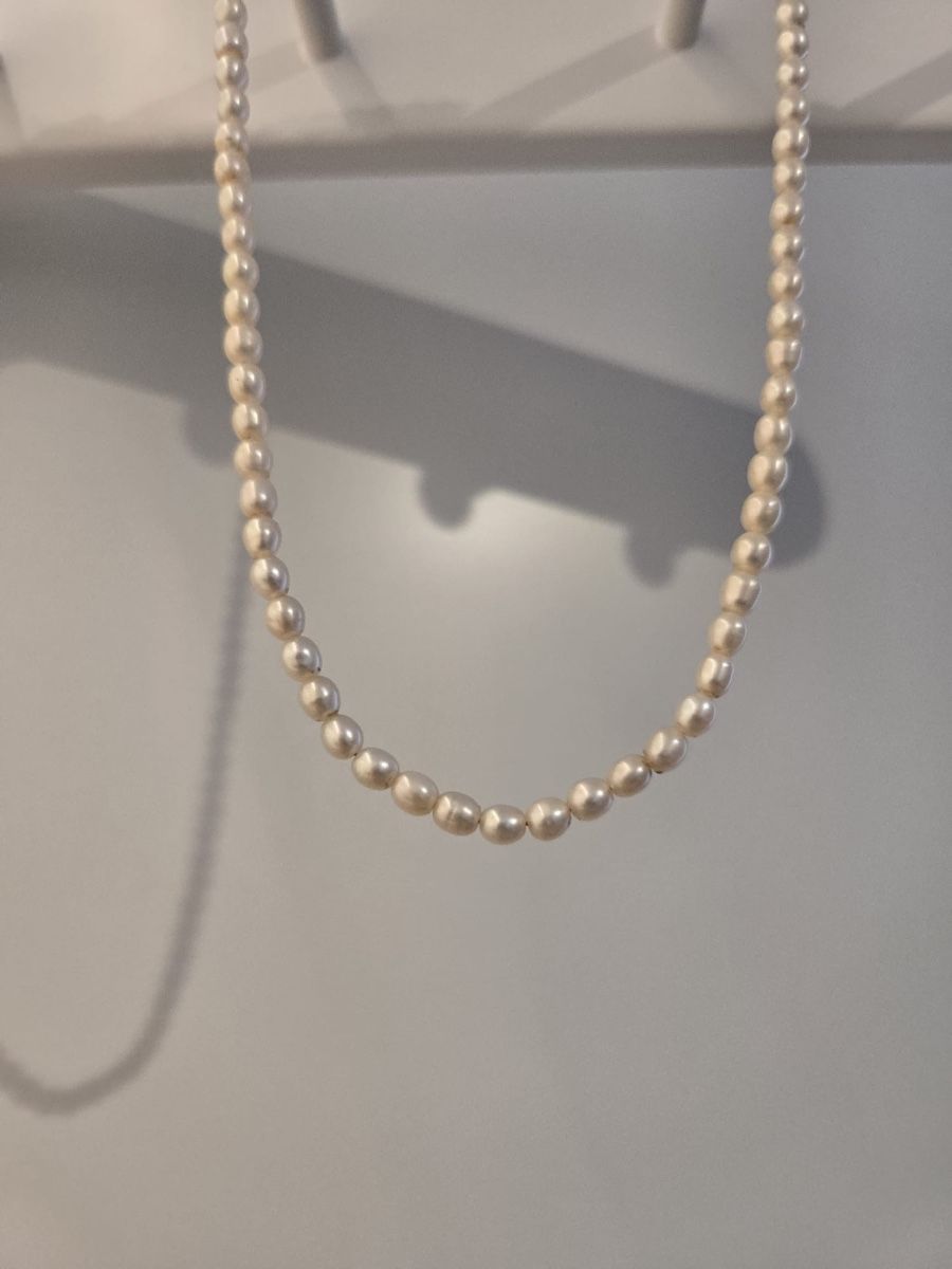 Ketten: Modeschmuck (Perlen-Stil) – Gebraucht aus Birrhard von kristiii 1
