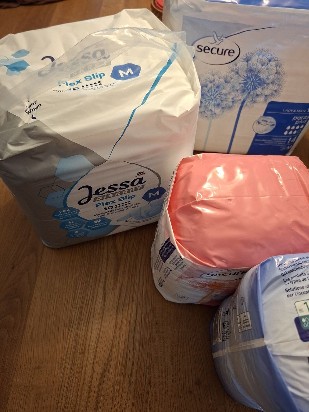 Bacs à couches & couches: ganzer Posten Hygiene Artikel  – Neuf (Voir description) à Oetwil am See par Barclay64 3