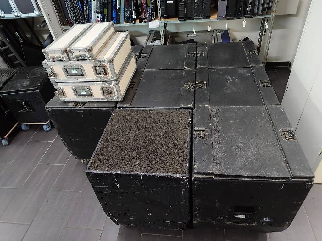 Casse acustiche: d&b Audiotechnik C4 – Usato da Schlieren venduto da Basscenter