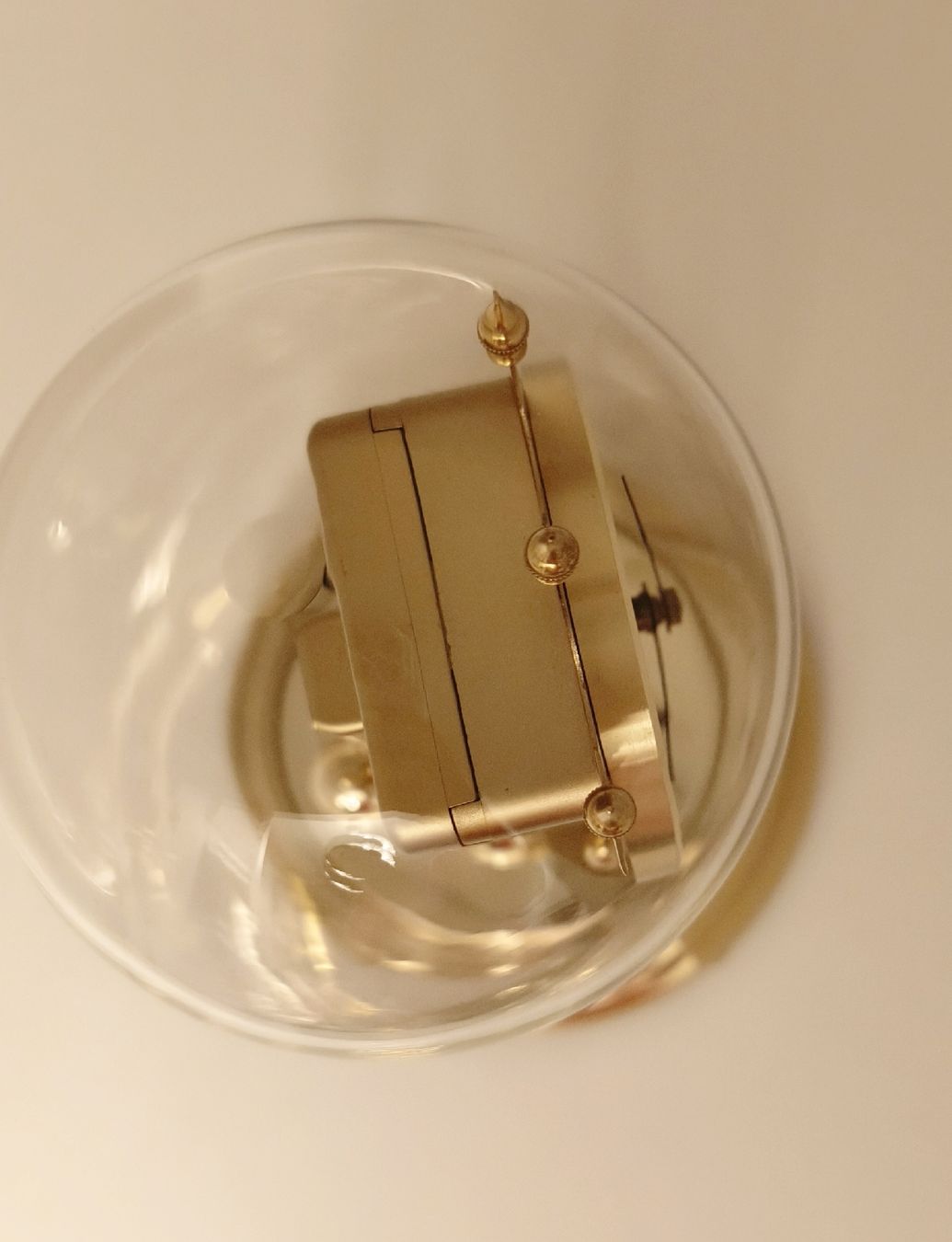 Bucherer Orologi da terra & Orologi da parete: Tischuhr Messing Glaskuppel Westminster  – Nuovo (secondo la descrizione) da Hochdorf venduto da Berry005 6
