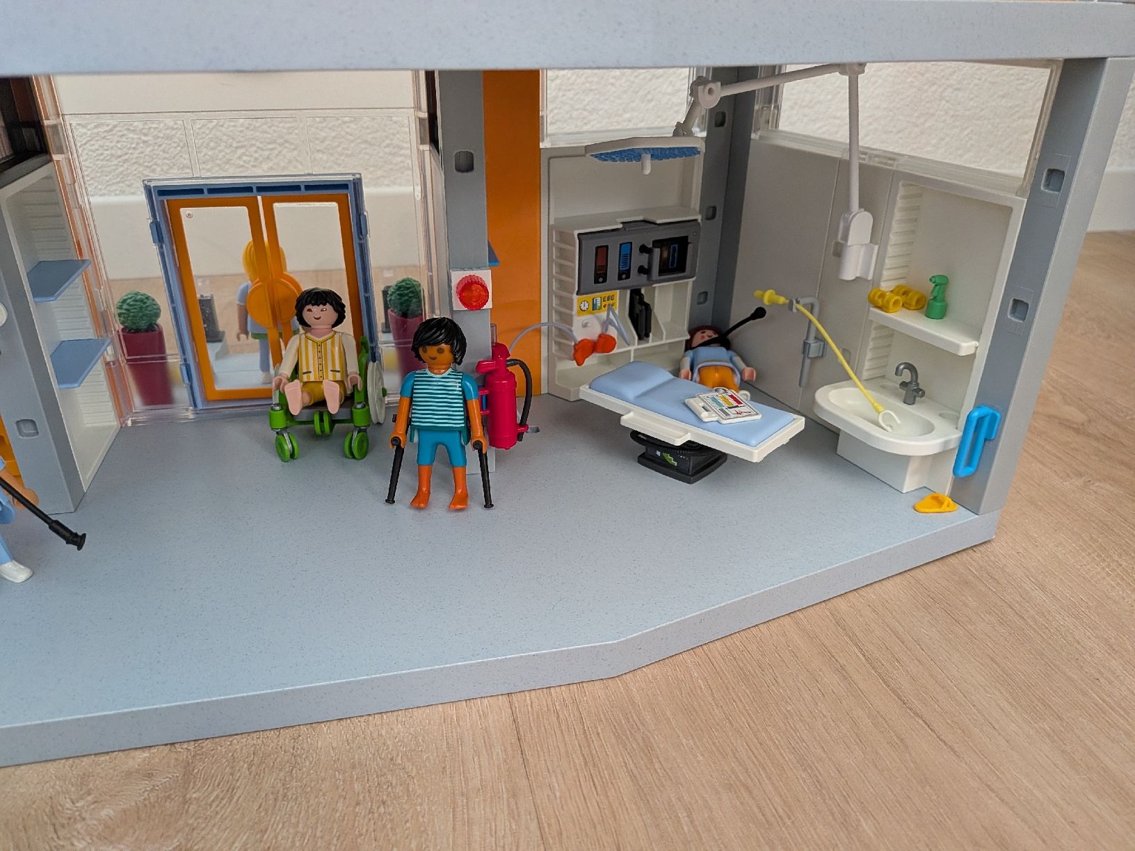 Playmobil Giocattoli: Playmobil Spital 70190 – Usato da Worblaufen venduto da Ssjaeggi 5