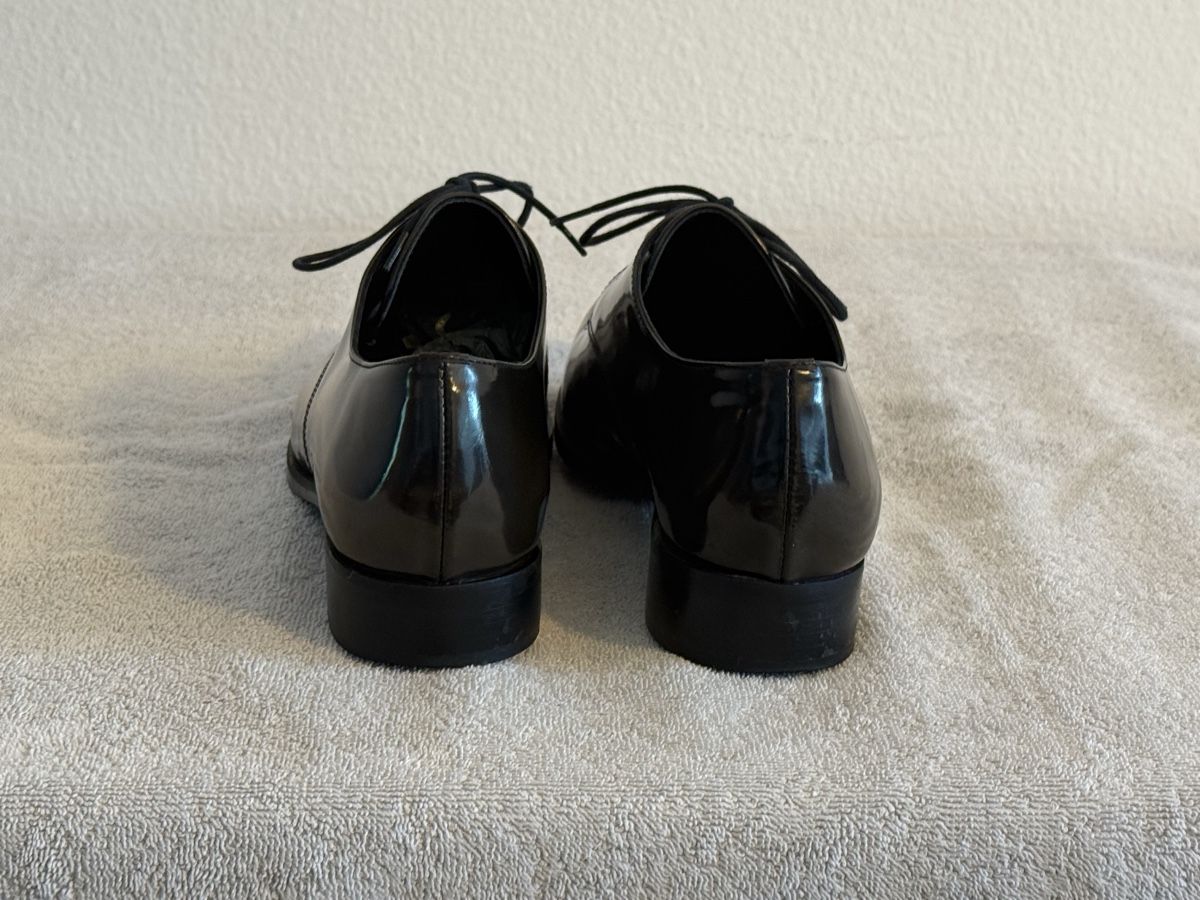 Damenschuhe: Pasito Designer Lackleder-Schnürschuhe Gr. 40 – Neu (gemäss Beschreibung) aus Affoltern am Albis von yumalee 1